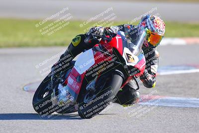 media/Jan-20-2023-Fastrack Riders (Fri) [[f2ad32aba3]]/Private/session 5 turn 13/